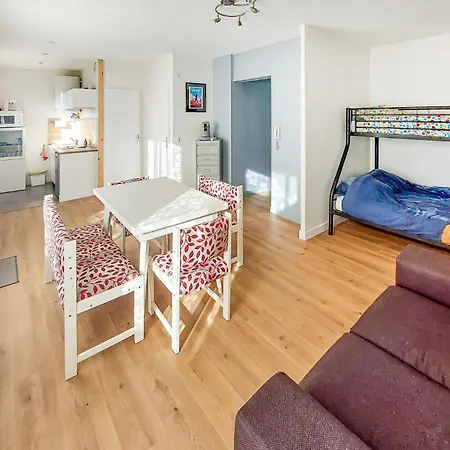 Cozy In Dunkerque Apartment